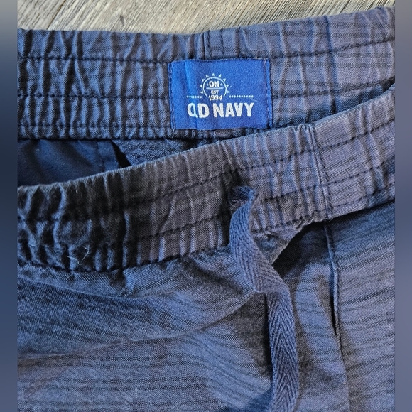 💚Old Navy Est 1994 Shorts  Blue  Size L Men💙 - Picture 3 of 3